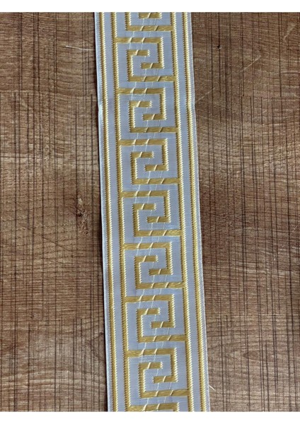 Altın Renkli Etnik Desenli Nakış Işlemeli Dekoratif Şerit En 5 cm Boy 1 Metre fiyatları