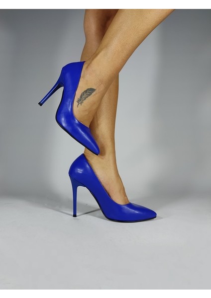 Saks Mavisi Stiletto