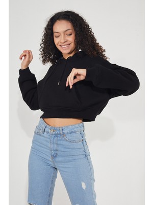 Twenty3 Kadın Kapüşonlu Kanguru Cepli 3 Iplik Içi Polarlı Şardonlu Basic Kalın Crop Sweatshirt