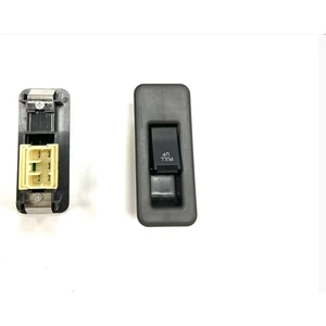 Cam Açma Düğmesi 626 1988-1991 Ön Sağ Mazda