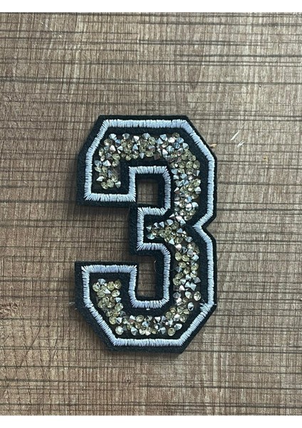 6x8 cm Nakış Işleme ve Taşlı 3 Rakamı Ütü Ile Yapışan Aplike Arma Yama