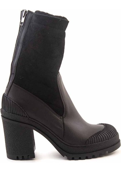 Deri Kadın Bot 7010