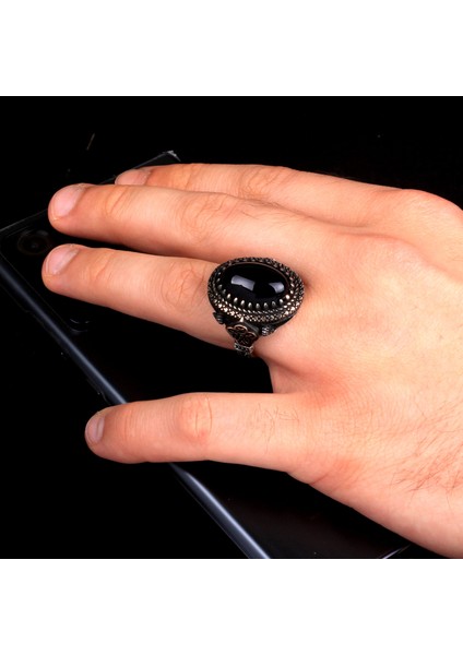 Onix Taşlı Oval Model Erkek Gümüş Yüzük modelleri