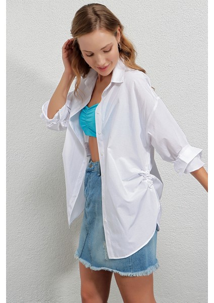 Kadın Beyaz Oversize Yandan Yırtmaçlı Ip Büzgülü Gömlek HZL23W-BD1201321 modelleri