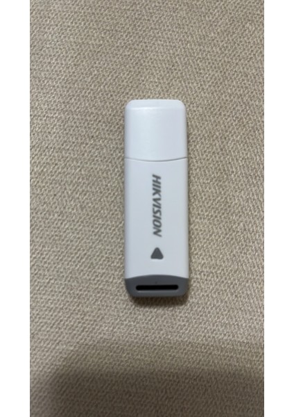 Hıkvısıon M220P USB 3.2 64GBUSB Flash Bellek fiyatları