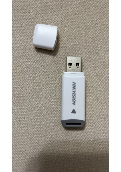 Hıkvısıon M220P USB 3.2 64GBUSB Flash Bellek fırsatları