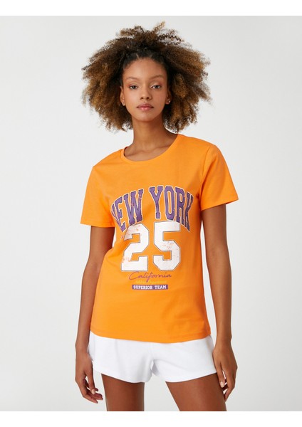 Kolej Baskılı Tişört Bisiklet Yaka Kısa Kollu modelleri