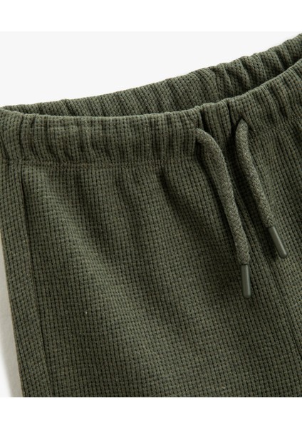 Beli Bağlamalı Basic Şort Dokulu