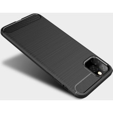 Microcase Apple iPhone 11 Pro Max Brushed Carbon Fiber Silikon Kılıf - Siyah