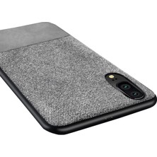 Microcase Huawei P20 Fabrik Serisi Kumaş ve Deri Desen Kılıf - Gri