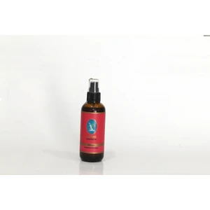 Nu-Ka Defne Essencia Nuka Naturel Gül Suyu 100 ml Sprey Cam Şişe