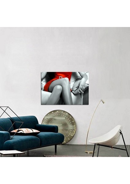 Kırmızı Elbiseli Kadın Fotoğraf Kanvas Tablo