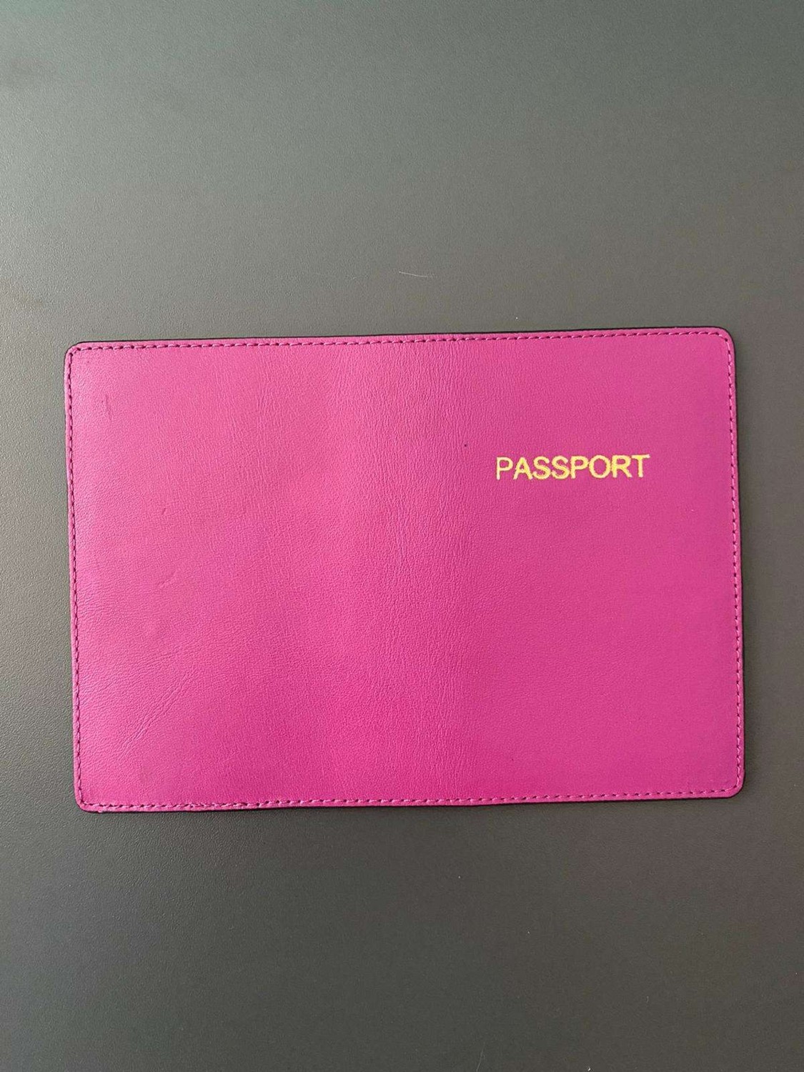 Seyahat Aksesuar Mor Deri Kişiye Özel Pasaport Kılıfı görsel 3