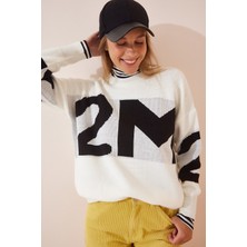 Hazelin Kadın Ekru Yazılı Oversize Triko Kazak  HZL23W-BD1101281