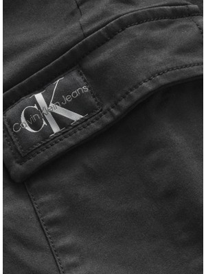 Calvin Klein Lastikli Bel Dar Paça Siyah Erkek Çocuk Pantolon IB0IB01341