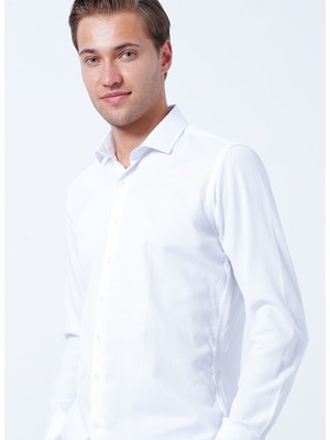 Süvari Klasik Yaka Armürlü Beyaz Erkek Gömlek GM2024700327