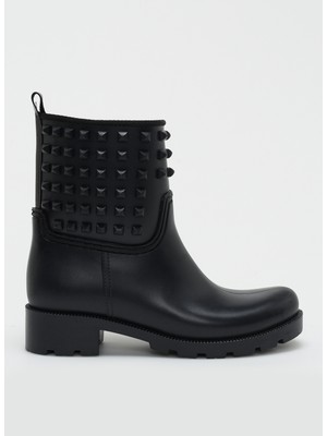 F By Fabrika PVC Siyah Kadın Bot ULRIKA Bootie Dış Materyal ile Şık Görünüm Sunuyor