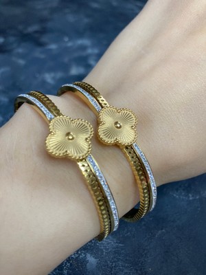 Jewel Gold Clover Model Altın Kaplama Kelepçe