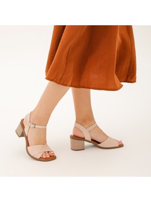 Tamer Tanca Kadın Deri Topuklu Sandalet 766 1672 Byn Sndlt Y22