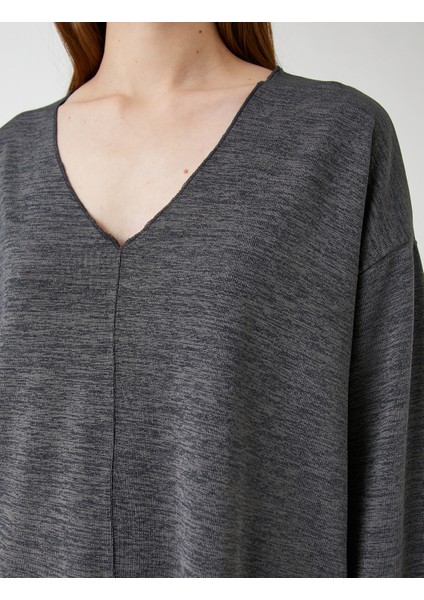 V Yaka Sweatshirt Yarasa Kollu indirimleri