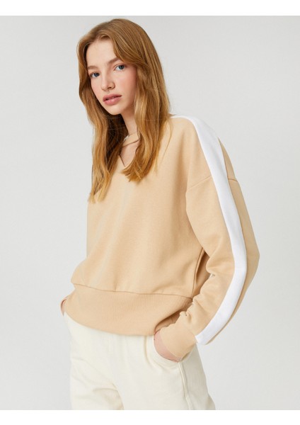 Bisiklet Yaka Sweatshirt Rahat Kesim Uzun Kollu Ribanalı fiyatları