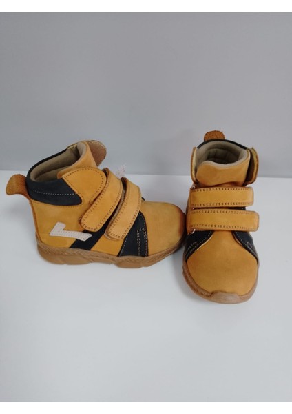 Erkek Çocuk Bot modelleri