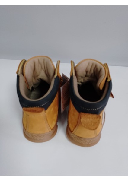 Erkek Çocuk Bot fırsatları