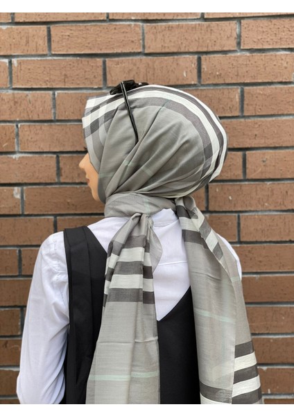 Kadın Gri Ekose Şal modelleri