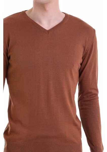 Kahverengi Regular Fit Düz V Yaka Yün Triko Kazak fırsatları