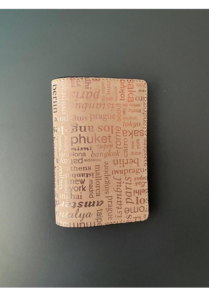 Ülke Isimleri Baskılı Krem Deri Pasaport Kılıfı