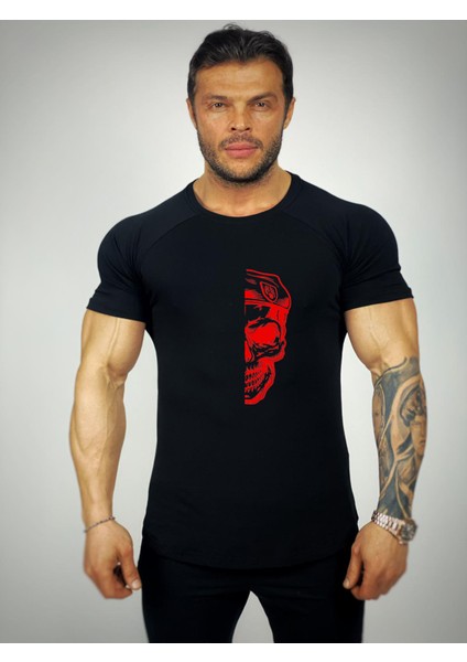 Yarım Kurukafa Kırmızı Baskılı Fitness T-Shirt