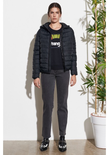 Regular Fit Normal Kesim Mavi Şişme Mont indirimleri
