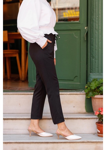 Kadın Beli Lastikli Bilek Boy Havuç Kesim Pantolon