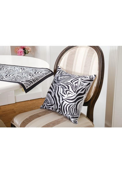 Zebra Baskılı Kumaş Siyaha Beyaz Kırlent Kılıfı 45X45 cm - 1442