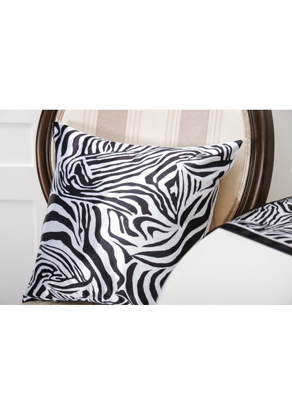 Zebra Baskılı Kumaş Siyaha Beyaz Kırlent Kılıfı 45X45 cm - 1442