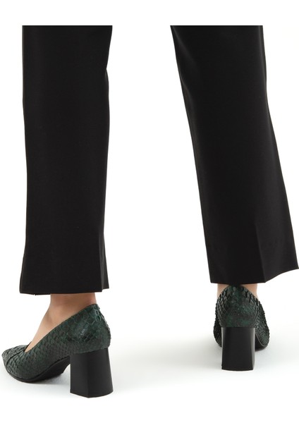 Kadın Deri Klasik Ayakkabı 33 2023 Bn Ayk SK22/23 fiyatları