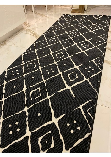 Jel Iskandinav Desen Kaymaz Taban Yıkanabilir Kesme Yolluk Siyah modelleri