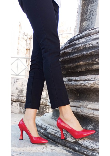 Kırmızı Rugan Kadeh Topuklu Kadın Stiletto fiyatları