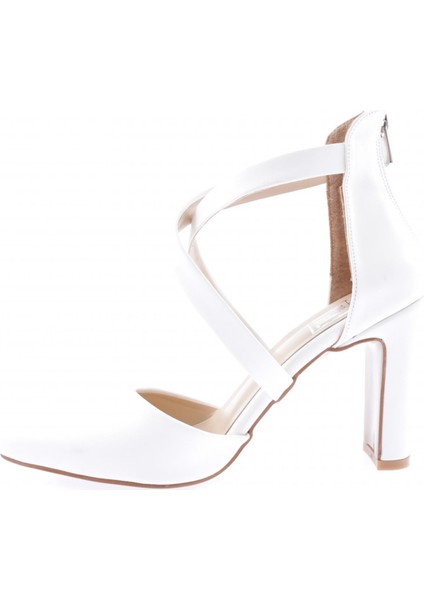 324-23Y Kadin Topuklu Ayakkabi modelleri