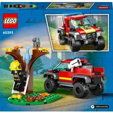 LEGO City 4x4 Itfaiye Kamyonu Kurtarma Operasyonu 60393 - 5 Yaş ve Üzeri Için Itfaiyeci Minifigürü ve Kedi Figürü Içeren Oyuncak Yapım Seti (97 Parça)
