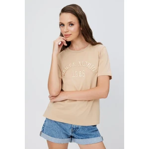 Nakışlı Kısa Kol Basıc T-Shırt