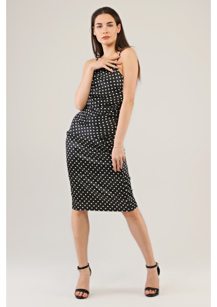 Kadın Omuz Askılı Pileli Puantiyeli Elbise modelleri