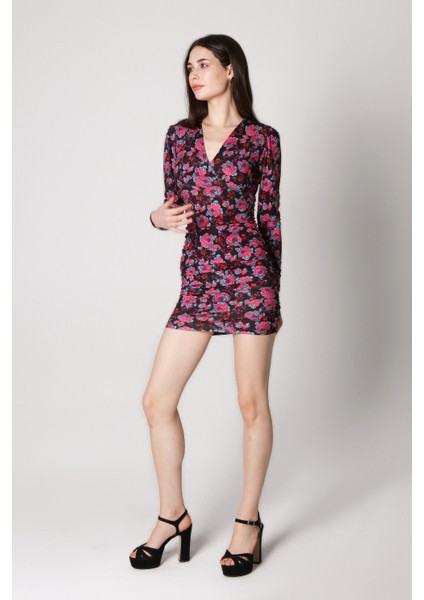Kadın Yanları Büzgülü Çiçek Desenli Mini Elbise