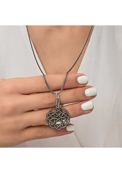 Gümüş Kazaziye Örgü Kadın Kolye modelleri