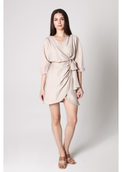 Kadın Önden Bağlamalı Kruvaze Mini Elbise