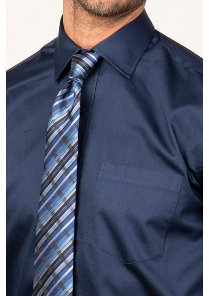 Klasik Fit Rahat Kesim Düz Erkek Gömlek modelleri