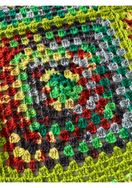 Desenli El Işi Yeşil Bebek Battaniyesi indirimleri