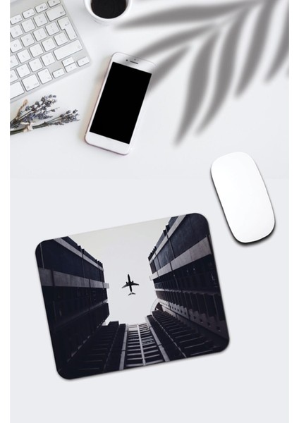 Gökdelenler Arası Uçak Temalı Dikdörtgen Mouse Pad