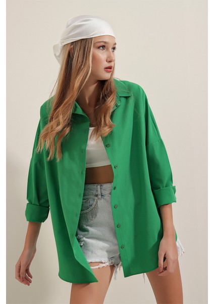 3900 Oversize Uzun Basic Gömlek - Yeşil fırsatları