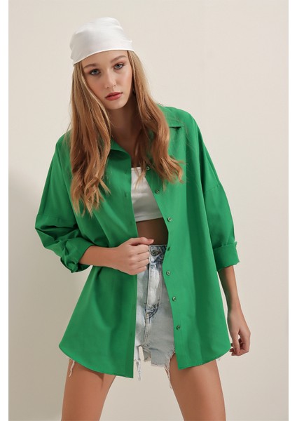 3900 Oversize Uzun Basic Gömlek - Yeşil modelleri